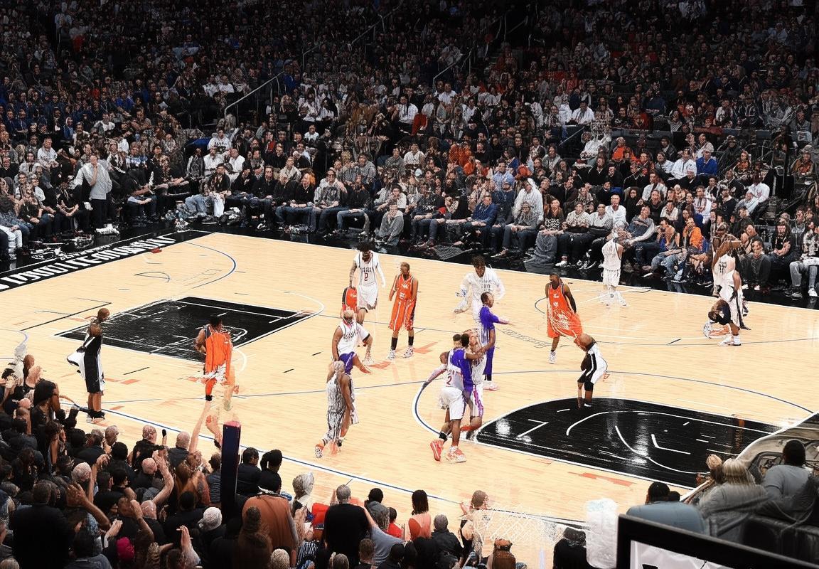 2016NBA常规赛：篮网快船巅峰对决经典回顾