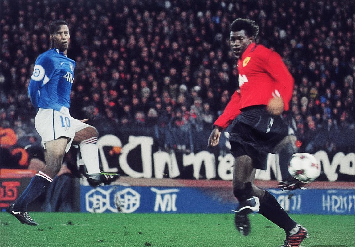 巴黎圣日耳曼VS曼联：巅峰对决前瞻与影响解析